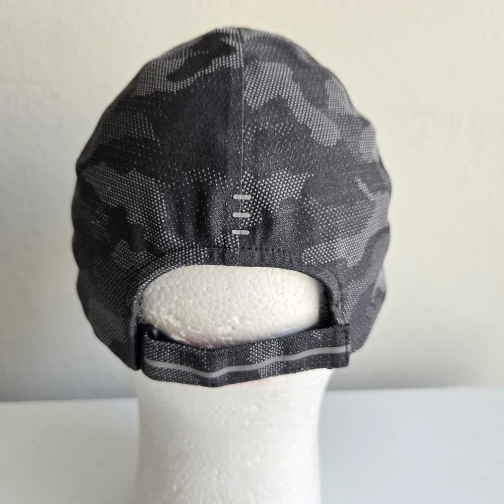 Lululemon Hat Cap Strapback Black‎ Gray Camo Fast free Run Reflective Mens